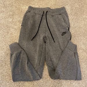 Nike Women’s Grey Sweatpants XS